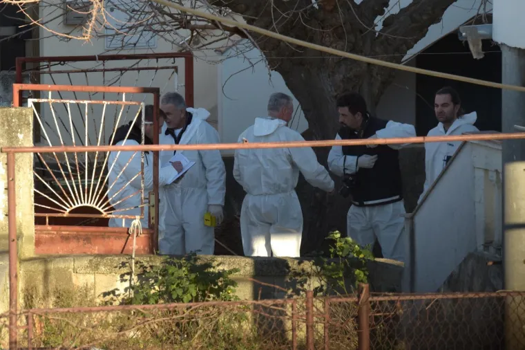 Nakon trostrukog ubojstva u Sukošanu, muškarac si oduzeo život u obližnjem polju