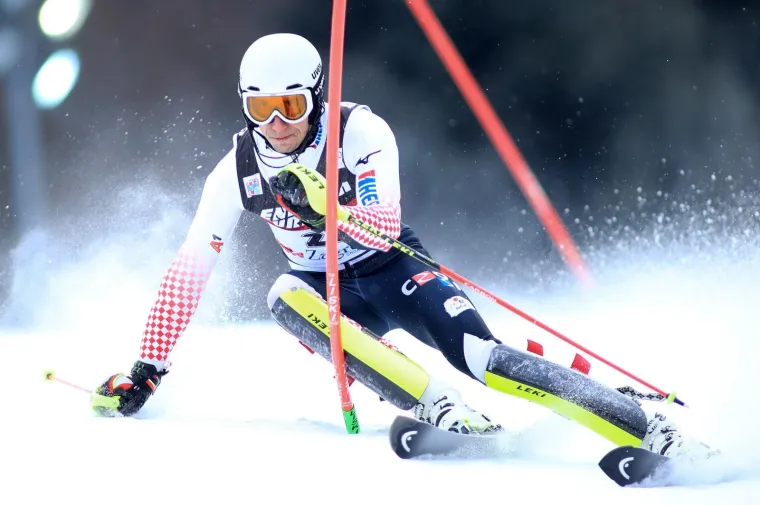 Prva vožnja mu&scaron;kog slaloma Snow Queen Trophy 2019.