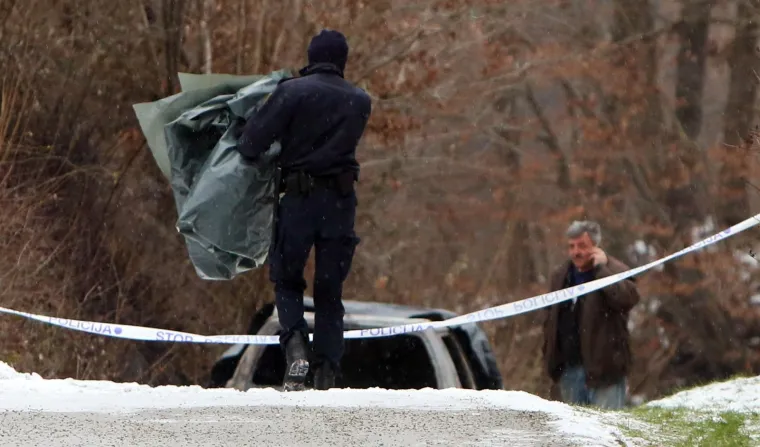 UŽAS: Na području Vukmanića izgorio osobni automobil u kojem je stradala nepoznata osoba