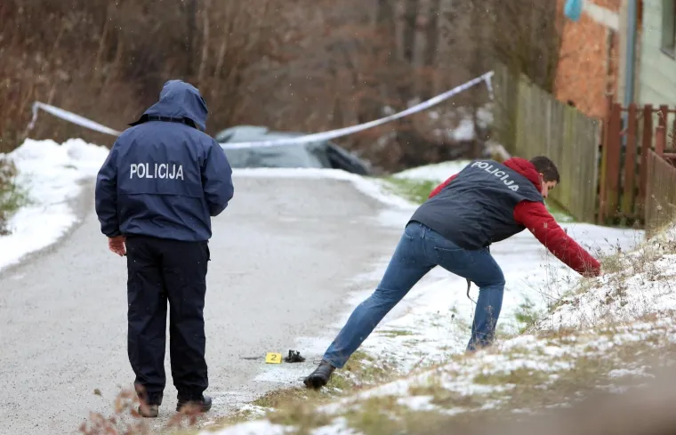UŽAS: Na području Vukmanića izgorio osobni automobil u kojem je stradala nepoznata osoba