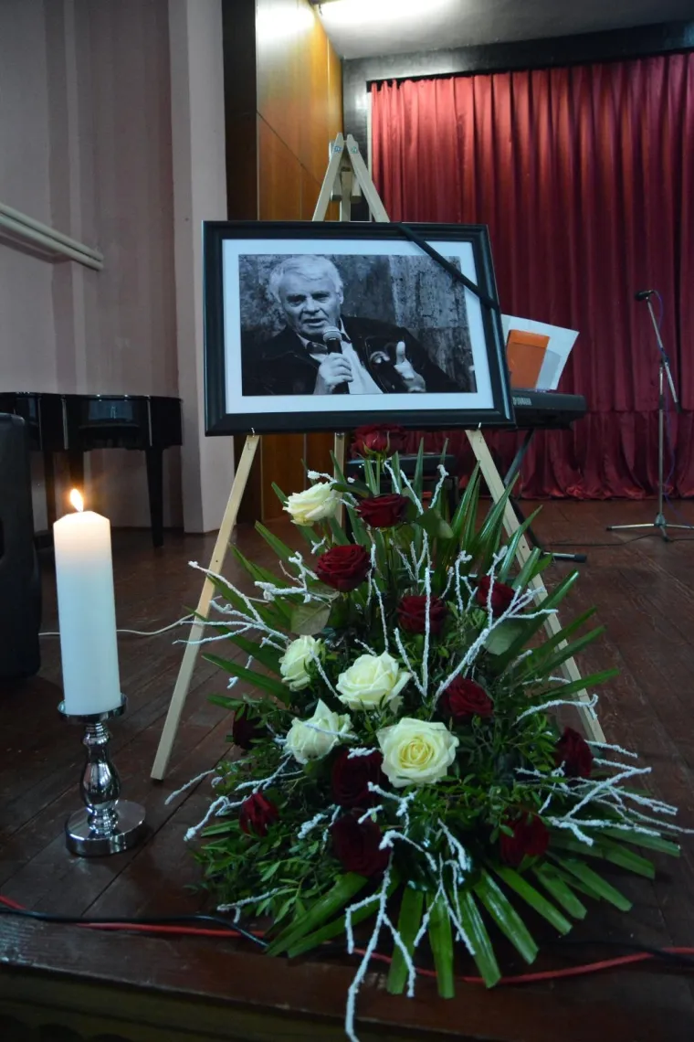 U kino dvorani u Orasju odrzana je komemoracija Ivi Gregurevicu od kojega su se oprostili mjestani, rodbina i prijatelji te svi koji su bili uz njega tijekom Dana hrvatskog filma koji se svake godine odrzavali upravo u toj dvorani. Photo: Ivica Galovic/PIXSELL