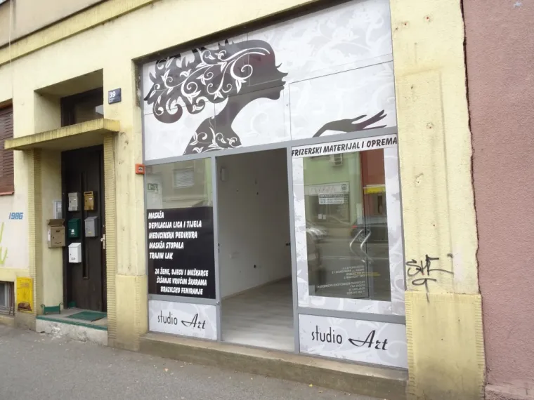 Ministarstvo državne imovine natječajem nudi u zakup 19 poslovnih prostora u centru Zagreba i Samobora, dok u Osijeku daje u zakup poslovni prostor u Ulici kneza Borne.