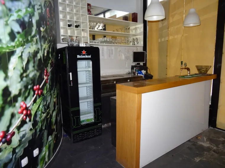 Ministarstvo državne imovine natječajem nudi u zakup 19 poslovnih prostora u centru Zagreba i Samobora, dok u Osijeku daje u zakup poslovni prostor u Ulici kneza Borne.