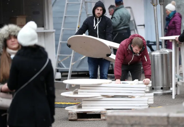 Jučer je i službeno zavr&scaron;io zagrebački Advent te se danas na svim lokacijama raspremaju kućice i popratni sadržaj.