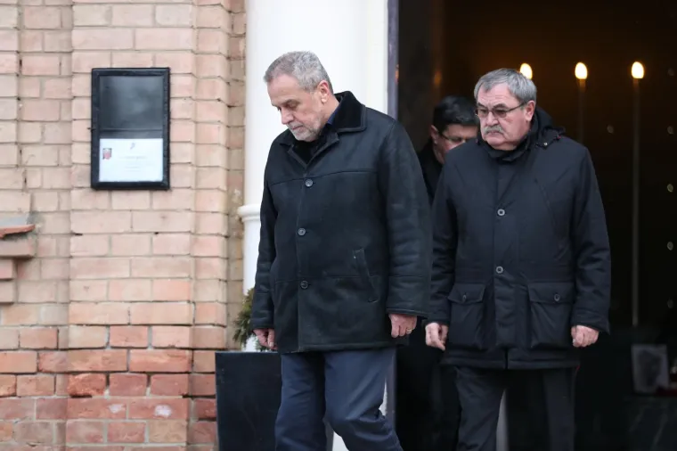 Tužna kolona na Mirogoju: Od Gregurevića se oprostili političari, glumci i brojni prijatelji