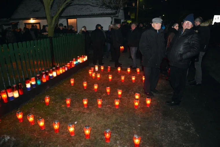 VELIKI IVO GREGUREVIĆ ZAVR&Scaron;IO JE SVOJE POSLJEDNJE PUTOVANJE: Donja Mahala dočekala lijes s tijelom preminulog glumca