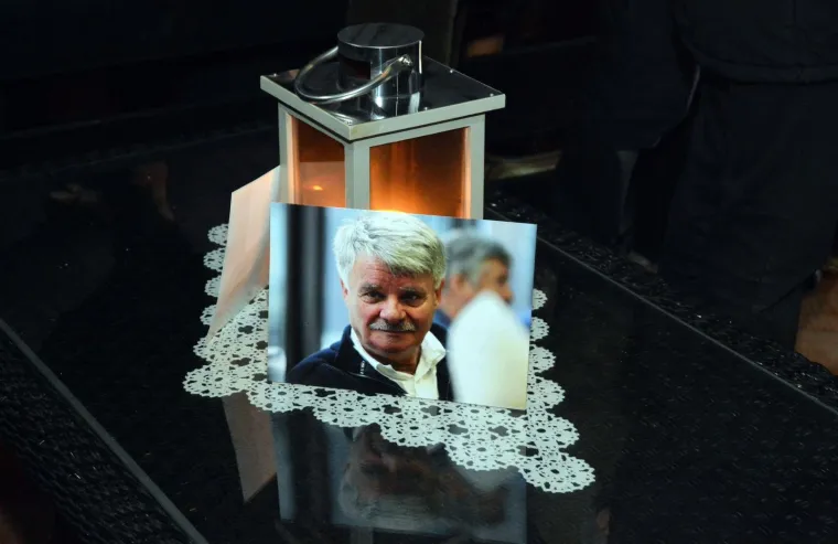 VELIKI IVO GREGUREVIĆ ZAVR&Scaron;IO JE SVOJE POSLJEDNJE PUTOVANJE: Donja Mahala dočekala lijes s tijelom preminulog glumca