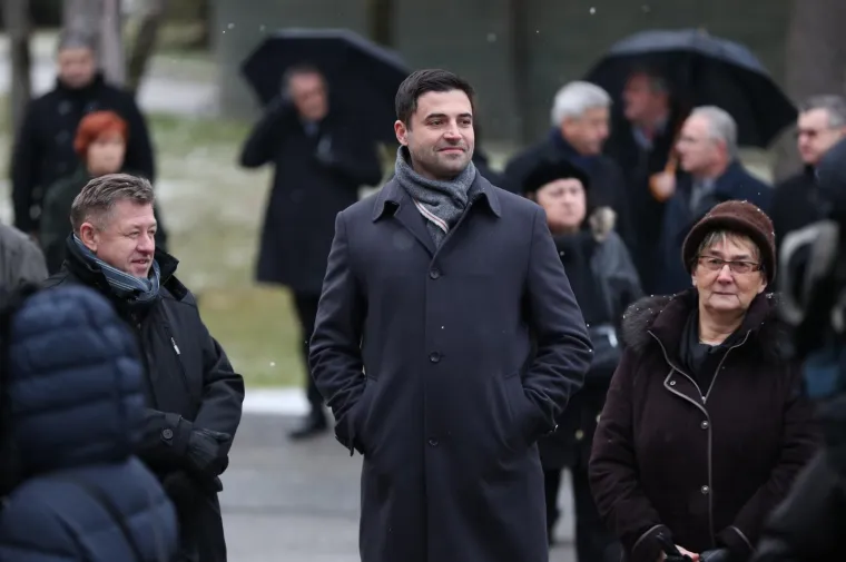 Ivo Jelusic, Davor Bernardic.