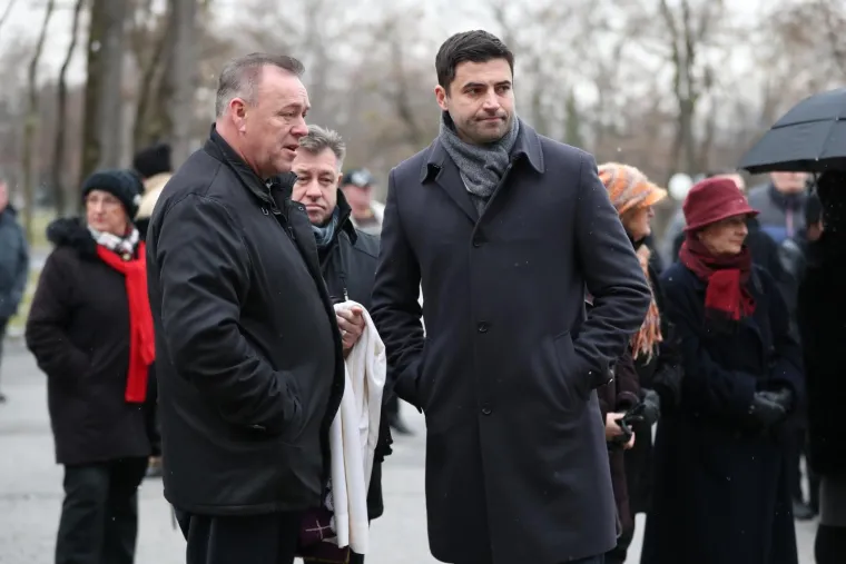 Ivo Jelusic, Davor Bernardic.