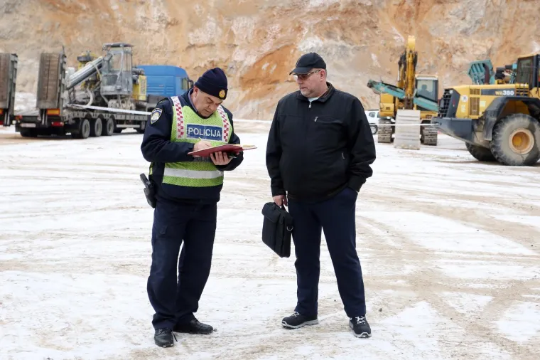 Krnjak: Mu&scaron;karac poginuo prilikom eksplozije u kamenolomu