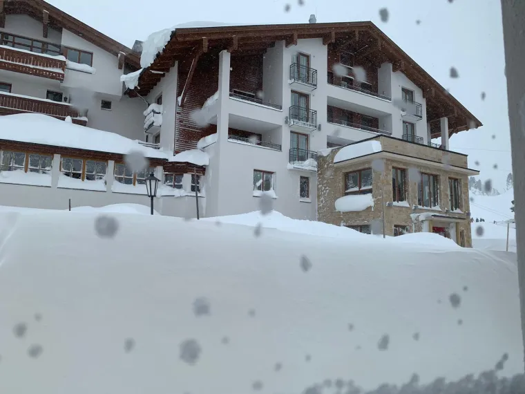 Danas je najgori dan u 'snježnom paklu' Obertauerna: 'Čujemo detonacije