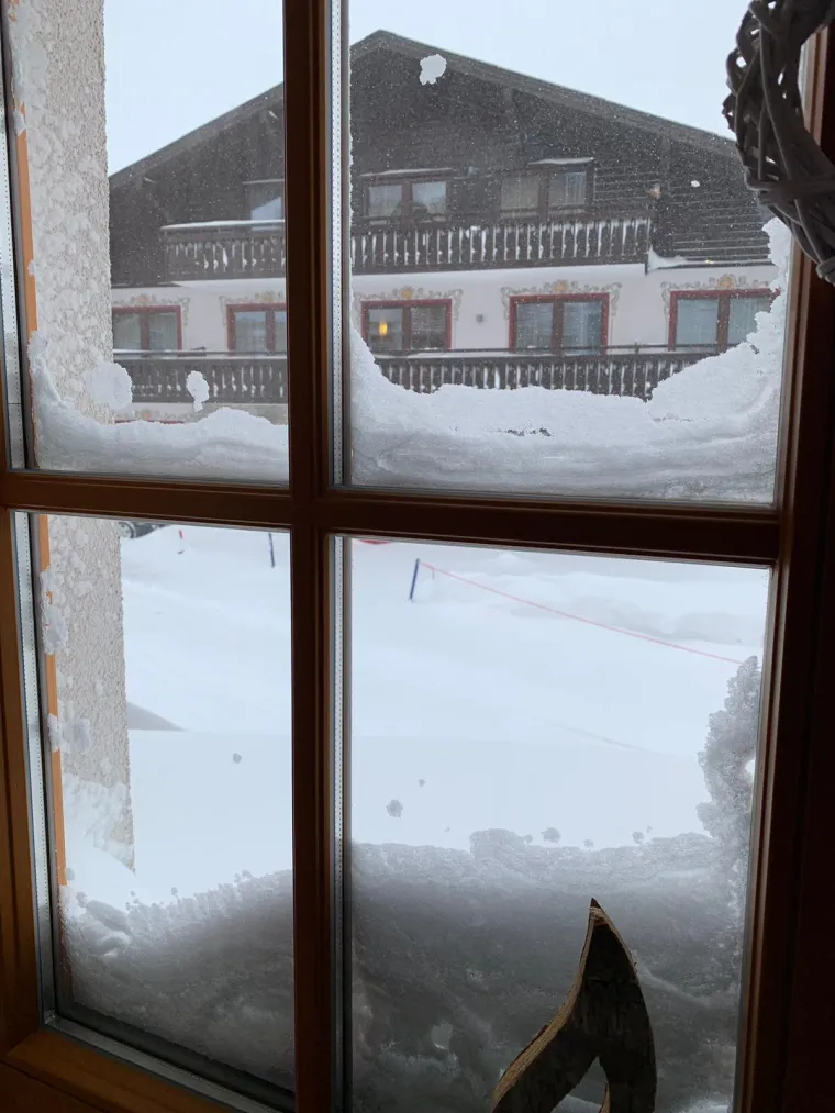 Danas je najgori dan u 'snježnom paklu' Obertauerna: 'Čujemo detonacije