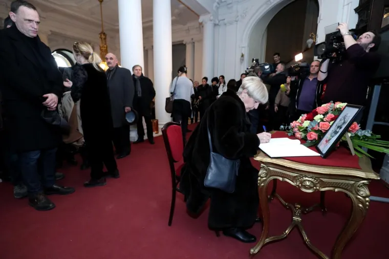 Komemoracija za Ivu Gregurevića u HNK