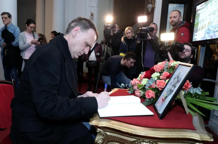 Komemoracija za Ivu Gregurevića u HNK