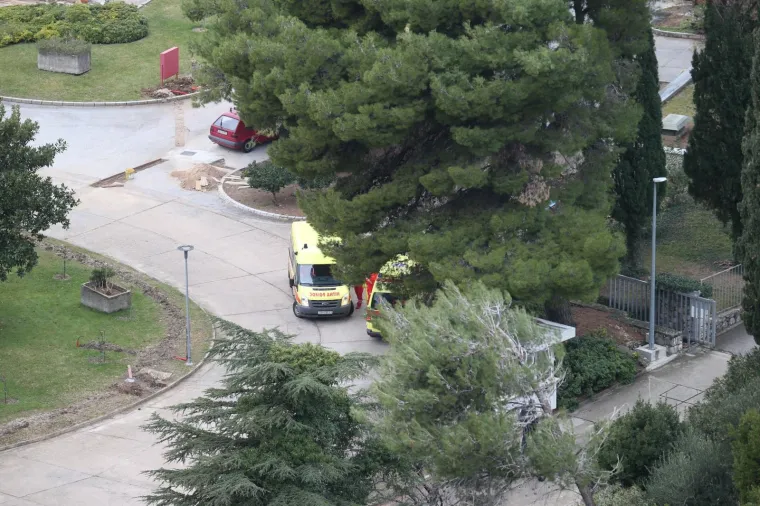 DRAMA U DUBROVNIKU: Nekoliko osoba prevezeno u bolnicu zbog požara u hidroelektrani, za troje ih se traga