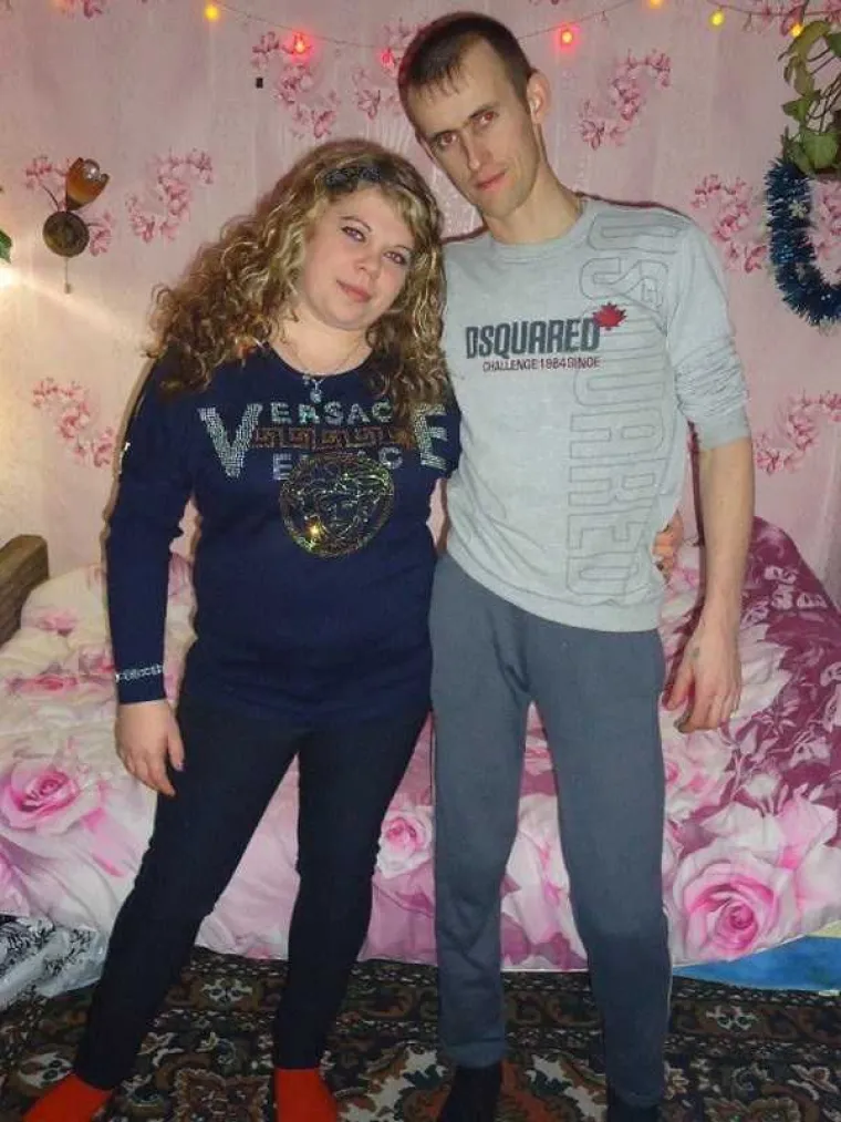 RUSKINJE IMAJU NAJBIZARNIJE POZE NA DRU&Scaron;TVENIM MREŽAMA: Stvarno ne znamo &scaron;to smo drugo očekivali...