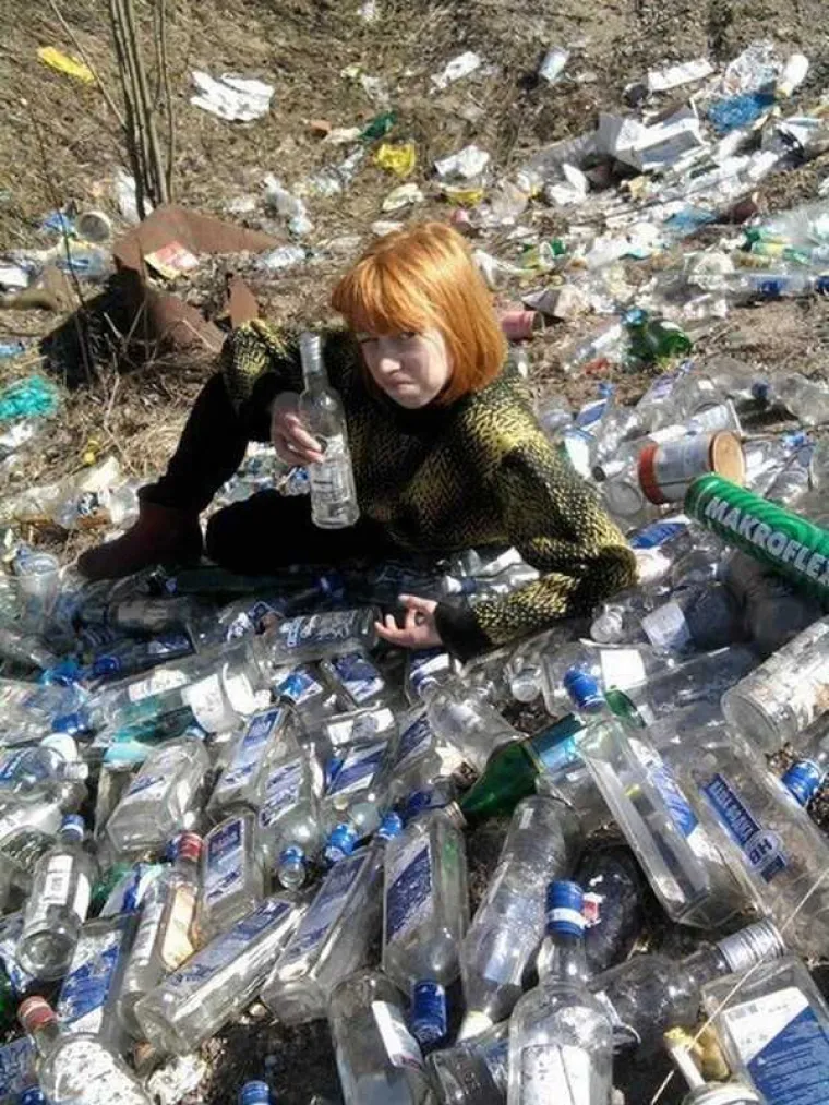 RUSKINJE IMAJU NAJBIZARNIJE POZE NA DRU&Scaron;TVENIM MREŽAMA: Stvarno ne znamo &scaron;to smo drugo očekivali...