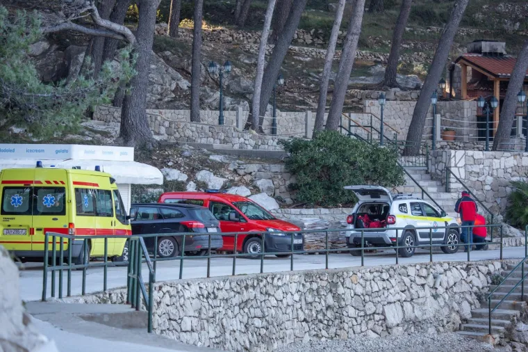 POTRAGA ZA NESTALOM OSOBOM U PLATU I DALJE TRAJE: Policija obavlja očevid u Hidroelektrani Dubrovnik