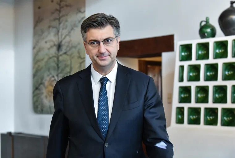 Na sjednici Vijeća za obranu predstavljeno izvje&scaron;će o nabavi vojnih aviona