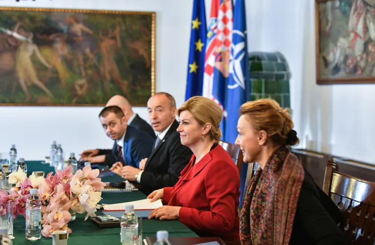 Na sjednici Vijeća za obranu predstavljeno izvje&scaron;će o nabavi vojnih aviona