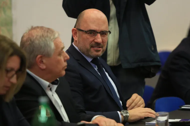 Održana sjednica Predsjedni&scaron;tva i Nacionalnog vijeća HDZ-a, evo tko je sve do&scaron;ao