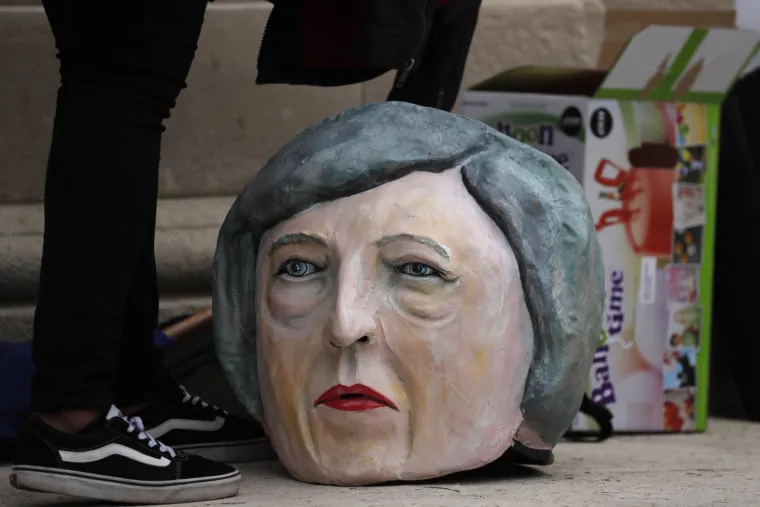 Dok May uvjerava zastupnike u Brexit, na ulice Londona iza&scaron;lo stotine prosvjednika