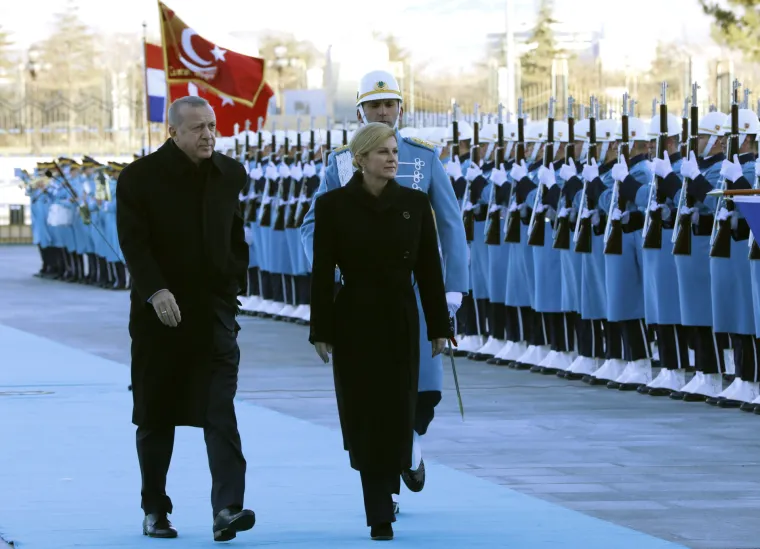 Predsjednica nakon sastanka s Erdoganom: 'Hrvatska će nastaviti podržavati turski put u Uniju'