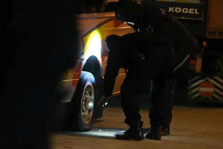 Pucnjava u Solinu: Mu&scaron;karac na Hitnu do&scaron;ao s metkom u koljenu