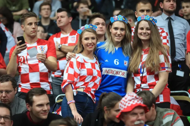 Kockice okupirale Olympiahalle! Prije početka utakmice Hrvatska izdominirala u Muenchenu