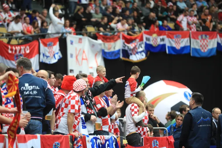 Kockice okupirale Olympiahalle! Prije početka utakmice Hrvatska izdominirala u Muenchenu