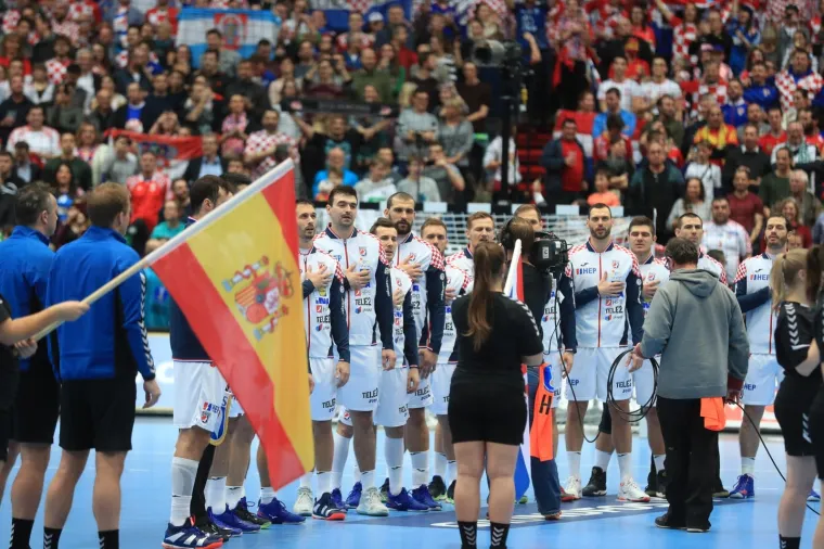 RAT RUKOMETNIH DIVOVA: Okr&scaron;aj Hrvatske i &Scaron;panjolske prava je sportska poslastica
