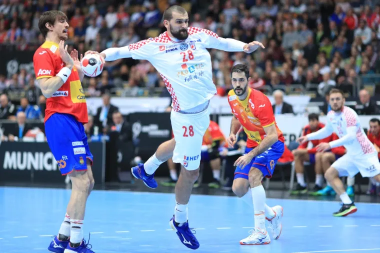 RAT RUKOMETNIH DIVOVA: Okr&scaron;aj Hrvatske i &Scaron;panjolske prava je sportska poslastica