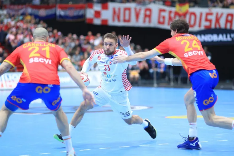 RAT RUKOMETNIH DIVOVA: Okr&scaron;aj Hrvatske i &Scaron;panjolske prava je sportska poslastica