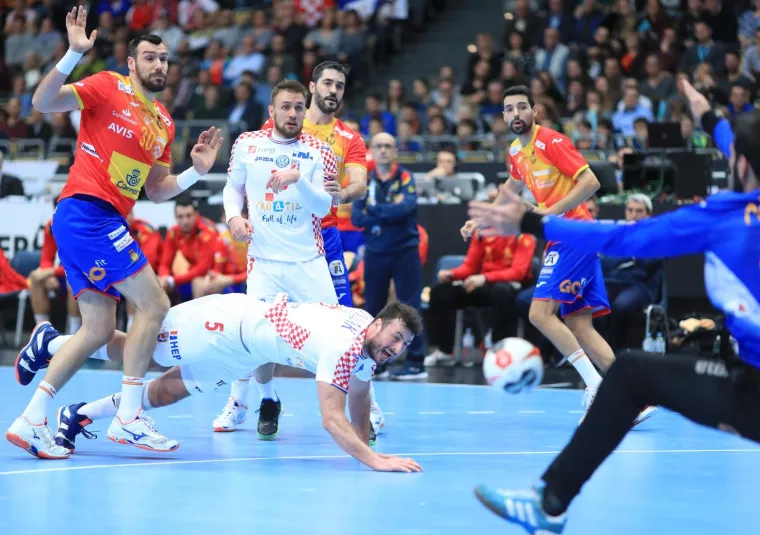 RAT RUKOMETNIH DIVOVA: Okr&scaron;aj Hrvatske i &Scaron;panjolske prava je sportska poslastica
