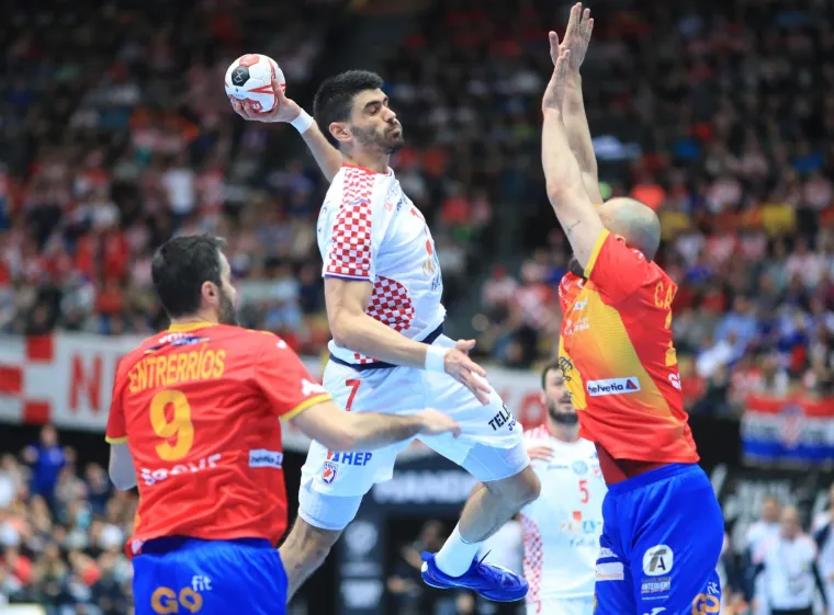 RAT RUKOMETNIH DIVOVA: Okr&scaron;aj Hrvatske i &Scaron;panjolske prava je sportska poslastica