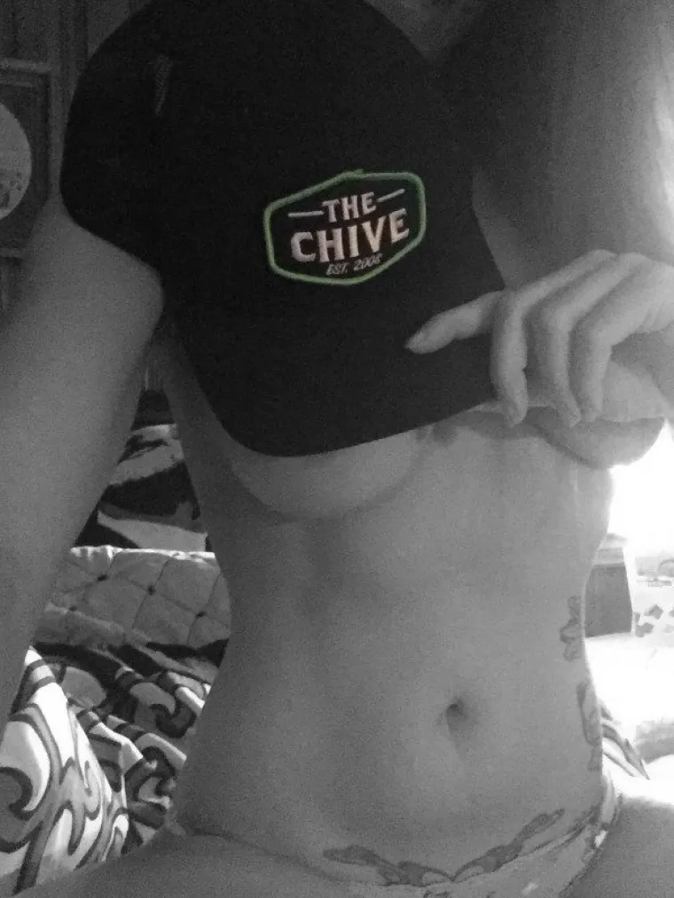 TREBA IM POTPORA VI&Scaron;E NEGO HRVATSKIM BRODOGRADILI&Scaron;TIMA: Njihove grudi izložene su pogledima i gravitaciji