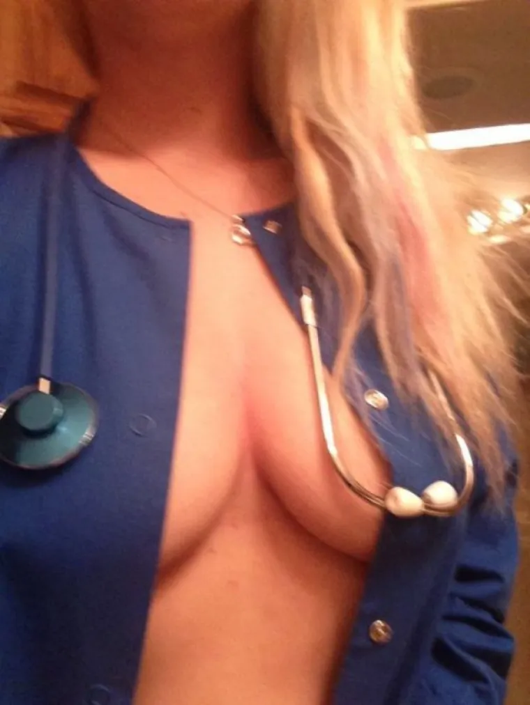 EVO &Scaron;TO SE TOČNO DOGAĐA U BOLNICAMA: Doktorice i sestre pokazale &scaron;to nose, a &scaron;to ne ispod kute