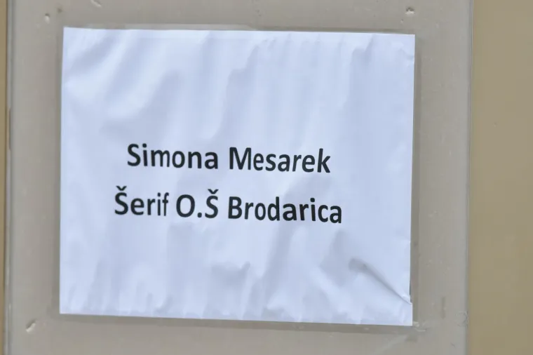 Domar se zaključao u osnovnu &scaron;kolu Brodarica