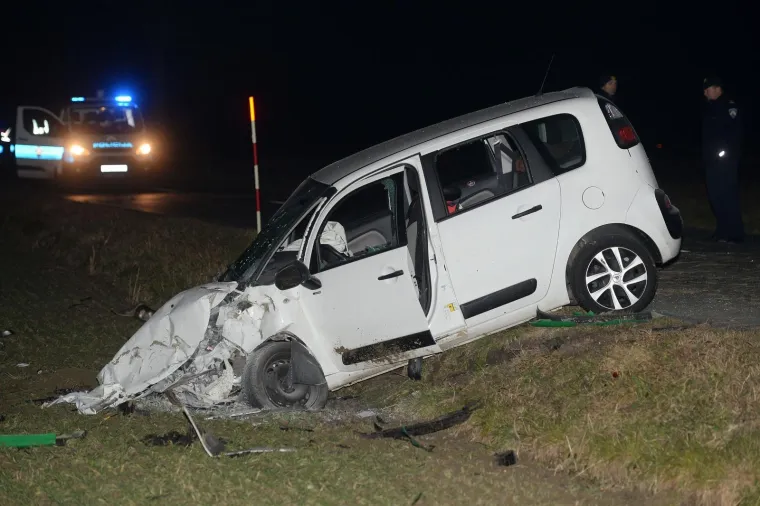 Dvije osobe poginule u te&scaron;koj prometnoj nesreći kod Varaždina
