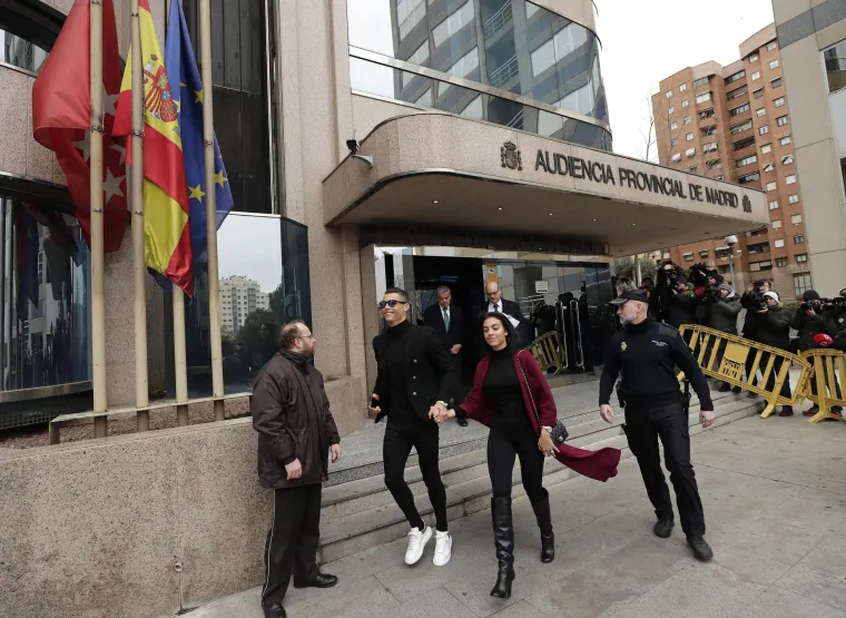 Cristiano Ronaldo osuđen na dvije godine zatvora, ali neće provesti ni dana iza re&scaron;etaka