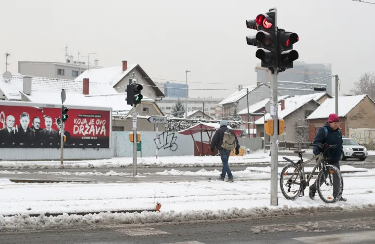 Prava bajka u centru metropole: Zagrepčani uživaju u zimskom ugođaju