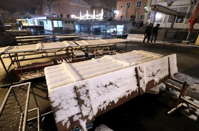 Zabijelile se nizine! Jeste li uživali u noćnom ugođaju snježnog Zagreba?