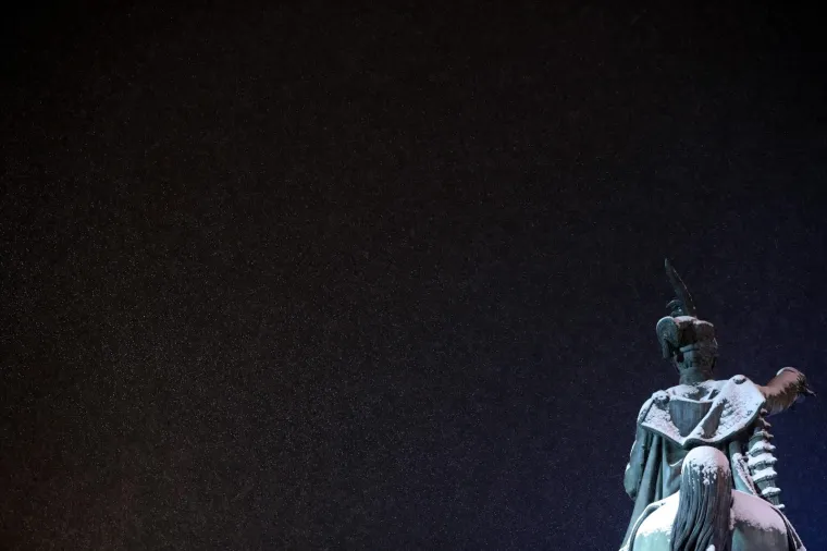 Zabijelile se nizine! Jeste li uživali u noćnom ugođaju snježnog Zagreba?