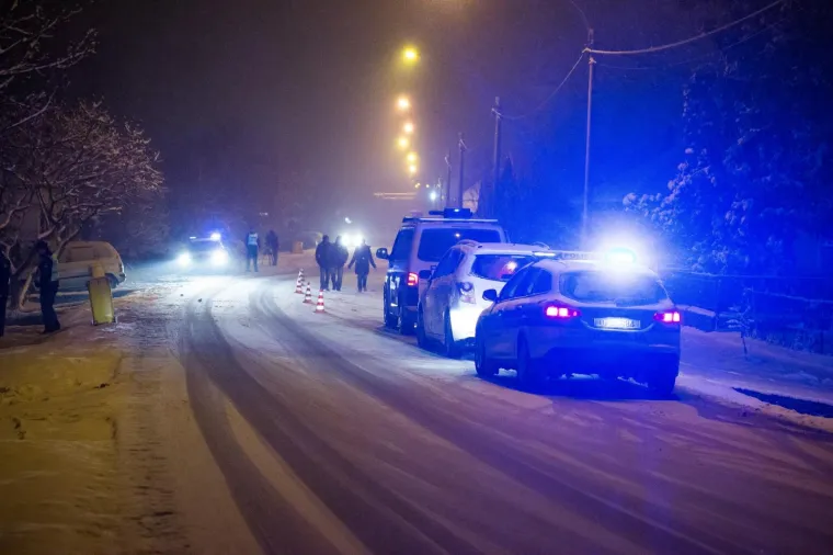 Izletio s ceste: U prometnoj nesreći smrtno stradao putnik u automobilu