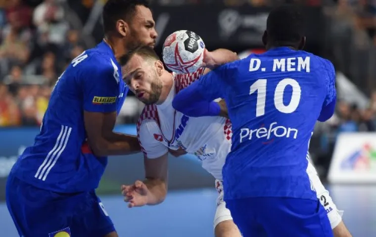 ROVOVSKA BITKA U LANXESS ARENI: Ove slike govore vi&scaron;e od tisuću riječi