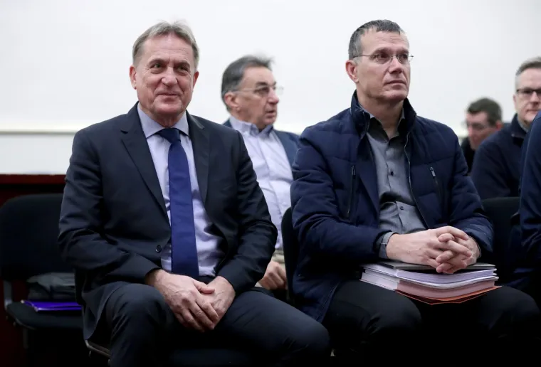 KALMETA NA SUĐENJU ZA AFERU 'HAC-REMORKER': Stigao s osmjehom na licu, uvjeren da mu dokazi idu u prilog