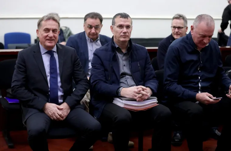 KALMETA NA SUĐENJU ZA AFERU 'HAC-REMORKER': Stigao s osmjehom na licu, uvjeren da mu dokazi idu u prilog