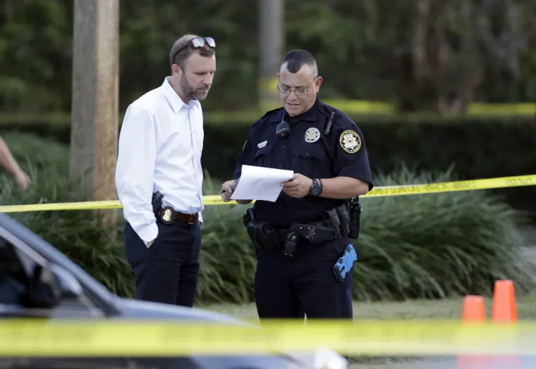 Masovna pucnjava u Americi: 21-godi&scaron;nji napadač ubio petero ljudi