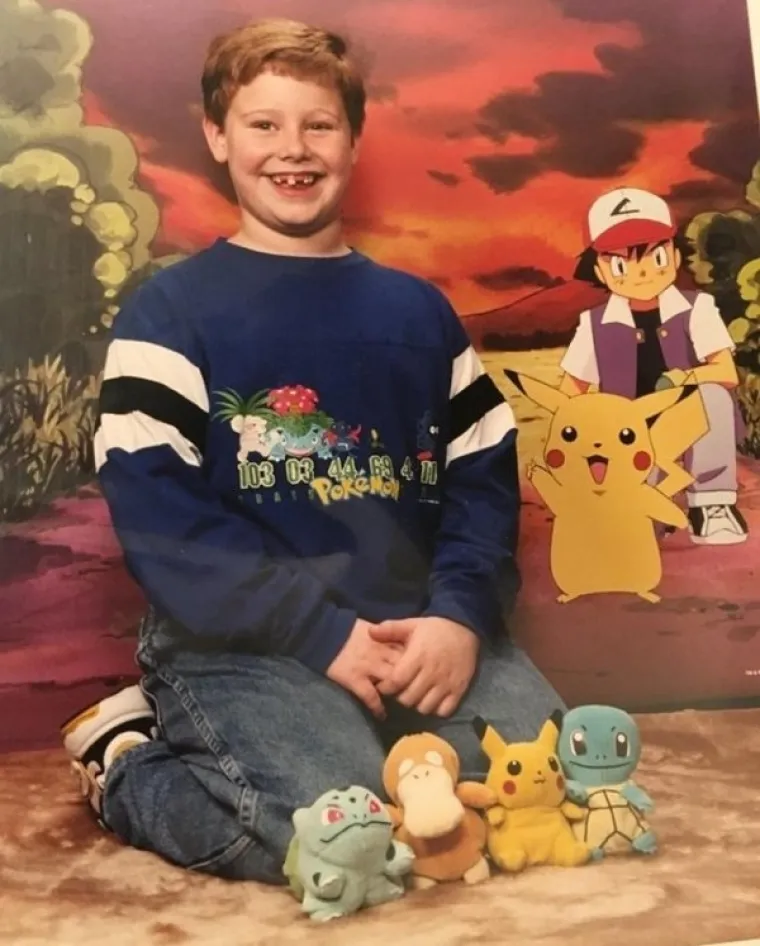 MISLILI STE DA SU VA&Scaron;E FOTOGRAFIJE IZ DJETINJSTVA UŽAS, RAZMISLITE JO&Scaron; JEDNOM: Njihovi roditelji su sve stavili na internet