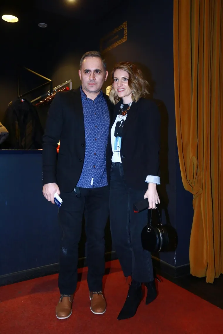 U Histrionskom domu, održana je premijera predstave "Uspjeh preko noći" u režiji Sa&scaron;e Broz na kojoj su bile mnoge poznate osobe